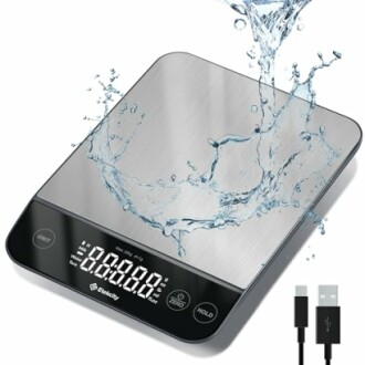 Digital kitchen scale with water splash and USB cable